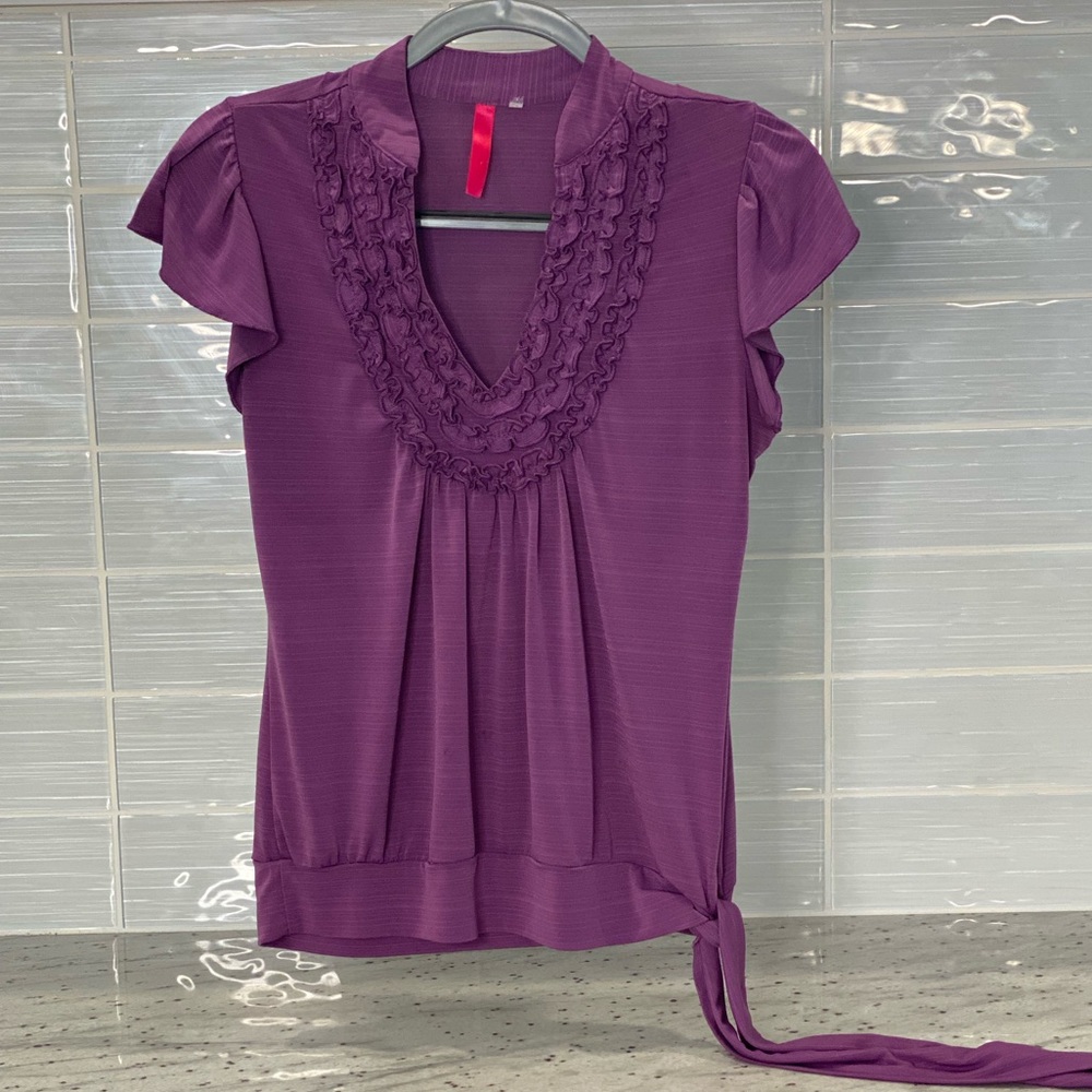 Sleeveless Blouse